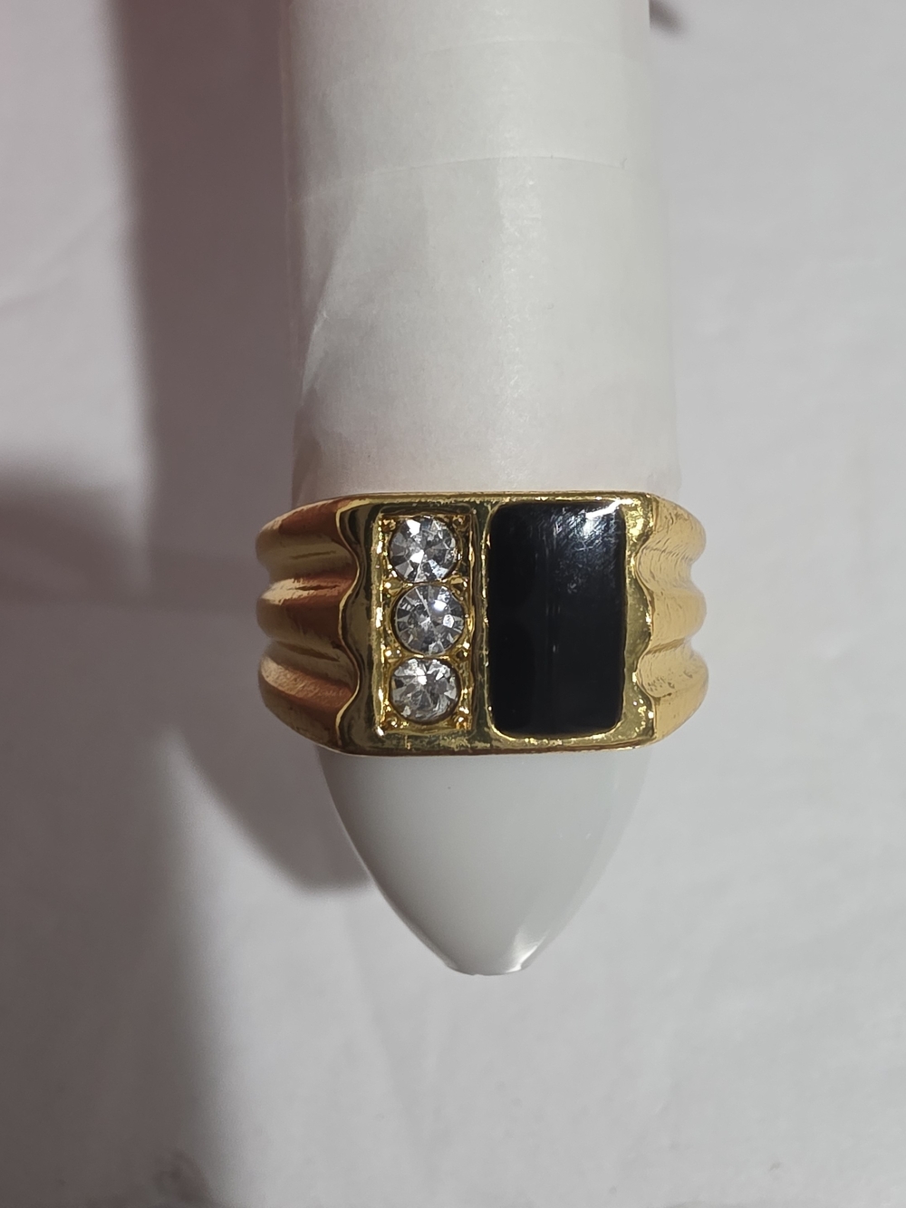 Gold-Tone Women's Ring with Black Inlay and Clear Stones Size 17(US 7)